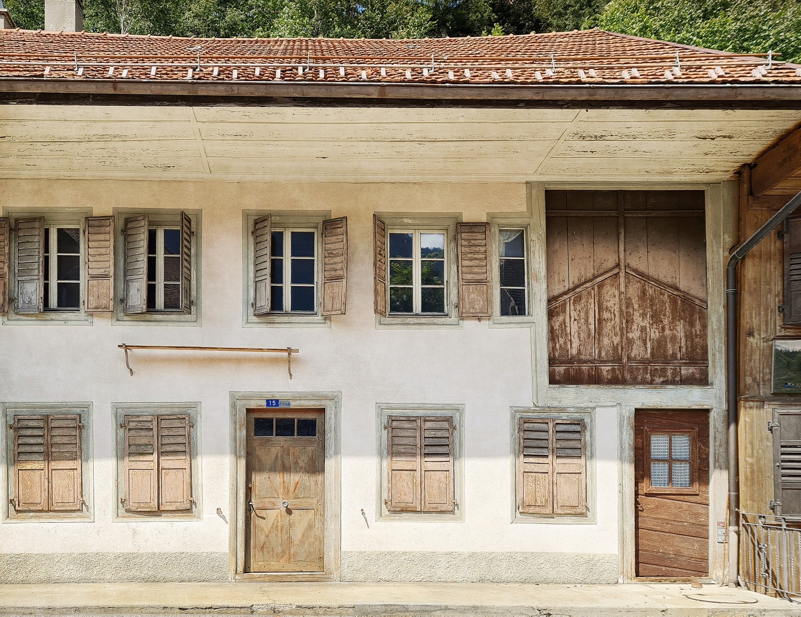 Samuel Rey - FACADE, Village d&#39;Enhaut 15